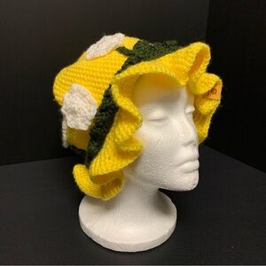 Yellow Crochet Sun Hat with Dandelion Design